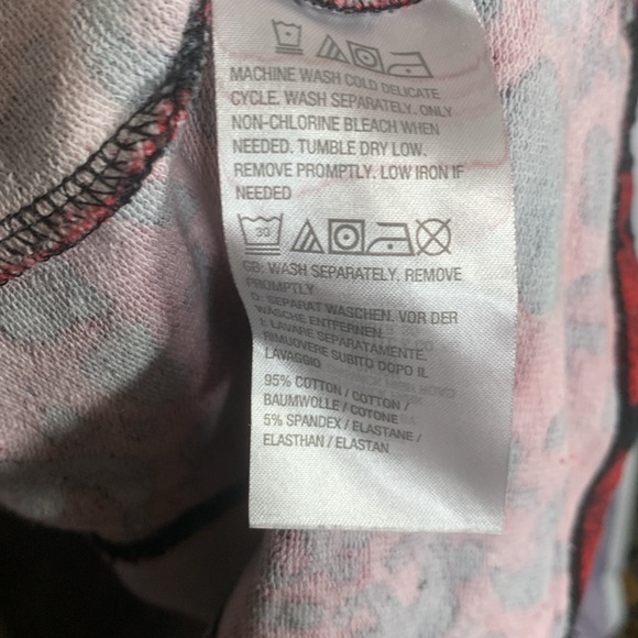 Susan Graver Womens Cowl Neck Leopard Print Pullover Red Black Size 2X Casual - Picture 6 of 7